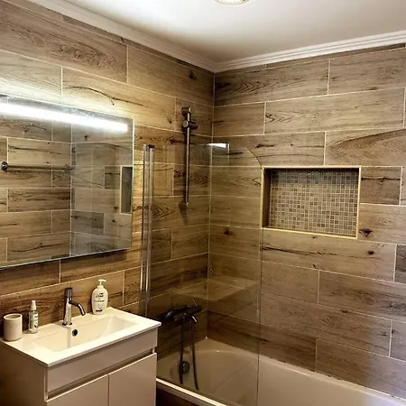 Apartamento 311 *